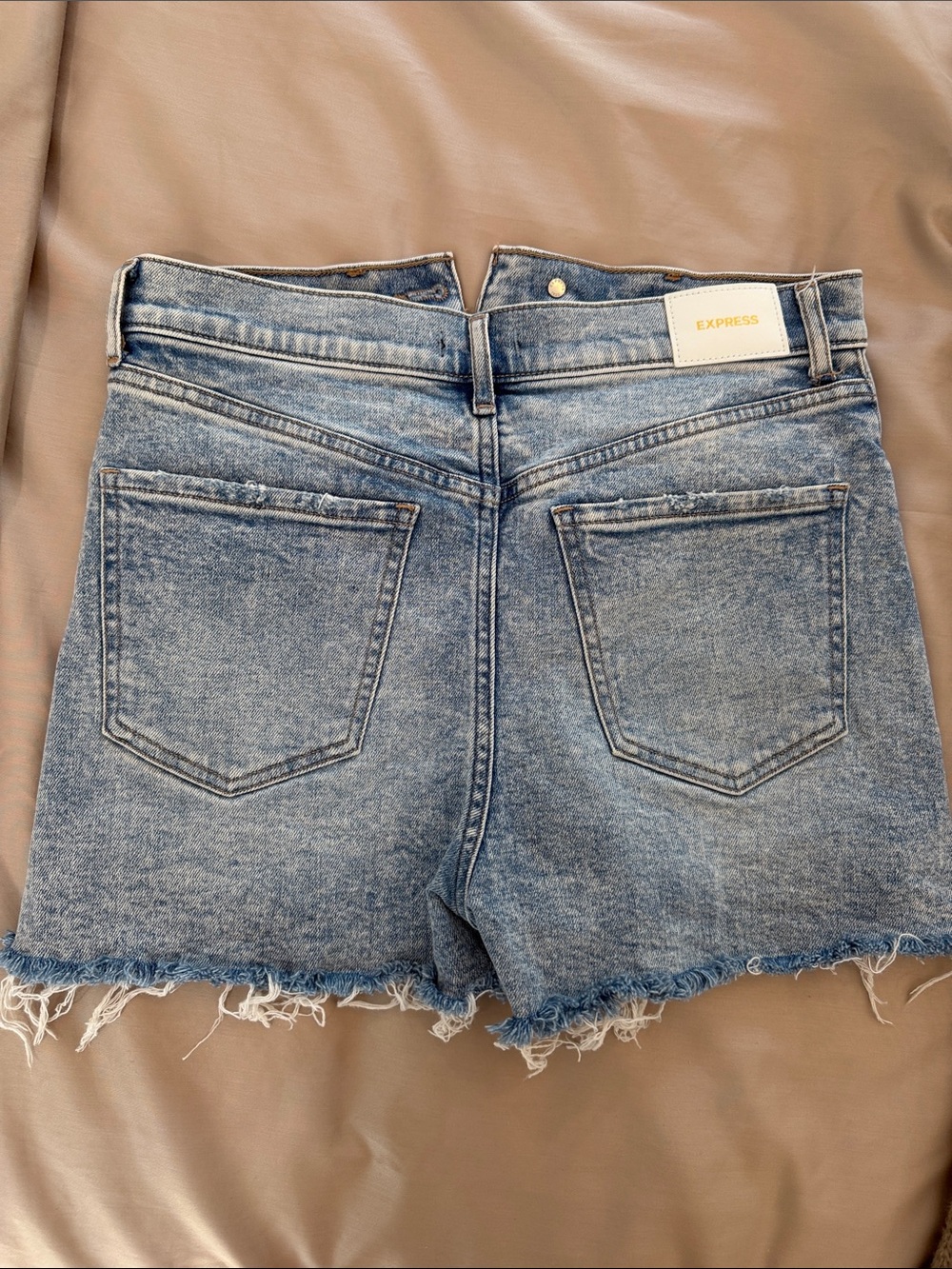 High Rise Denim Short - Picture 4 of 4
